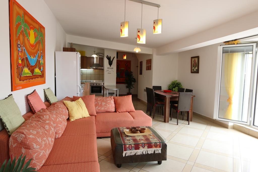 Skopje Center Apartment Ngoại thất bức ảnh